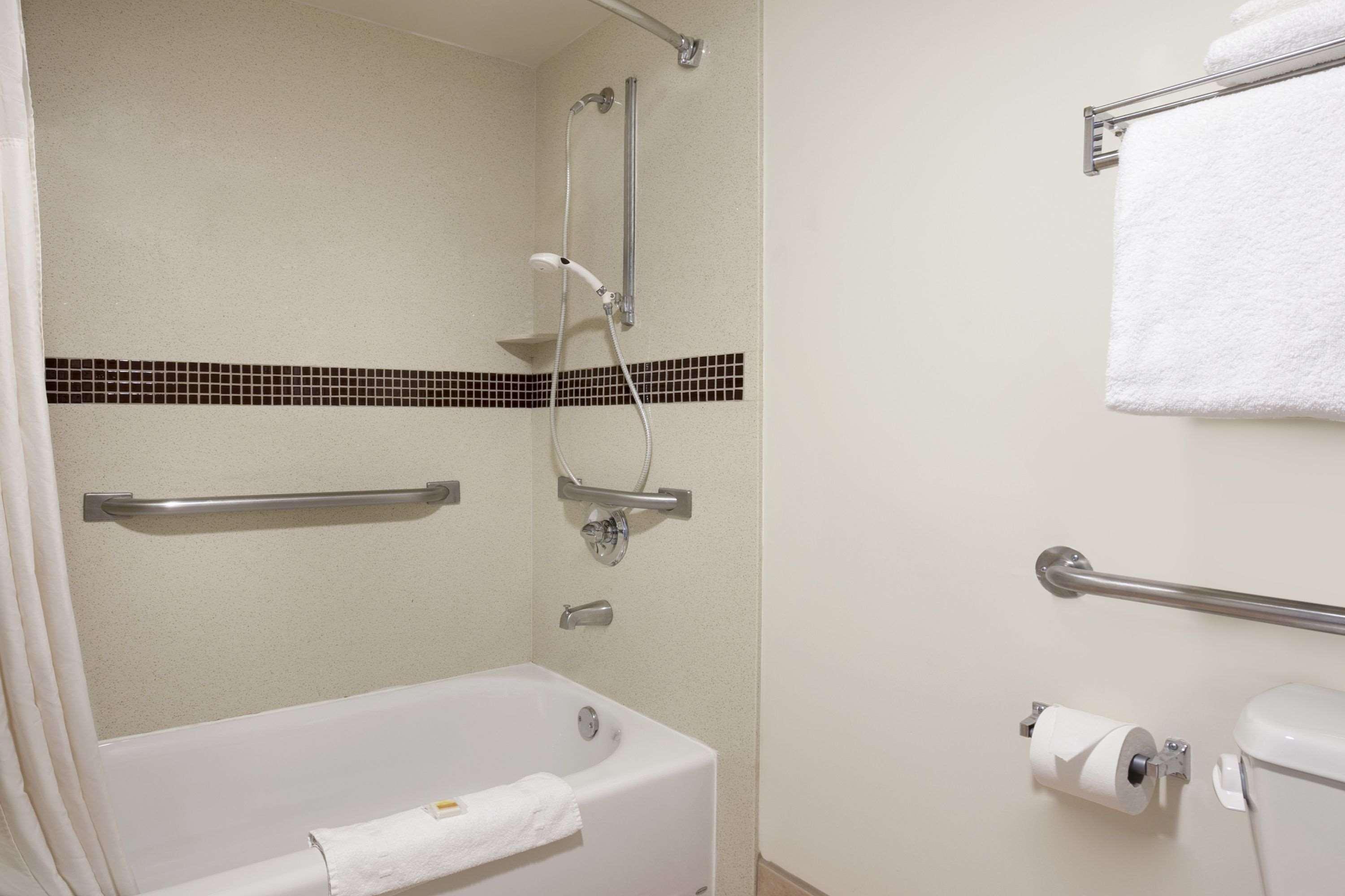 Days Inn & Suites By Wyndham Rancho Cordova Esterno foto